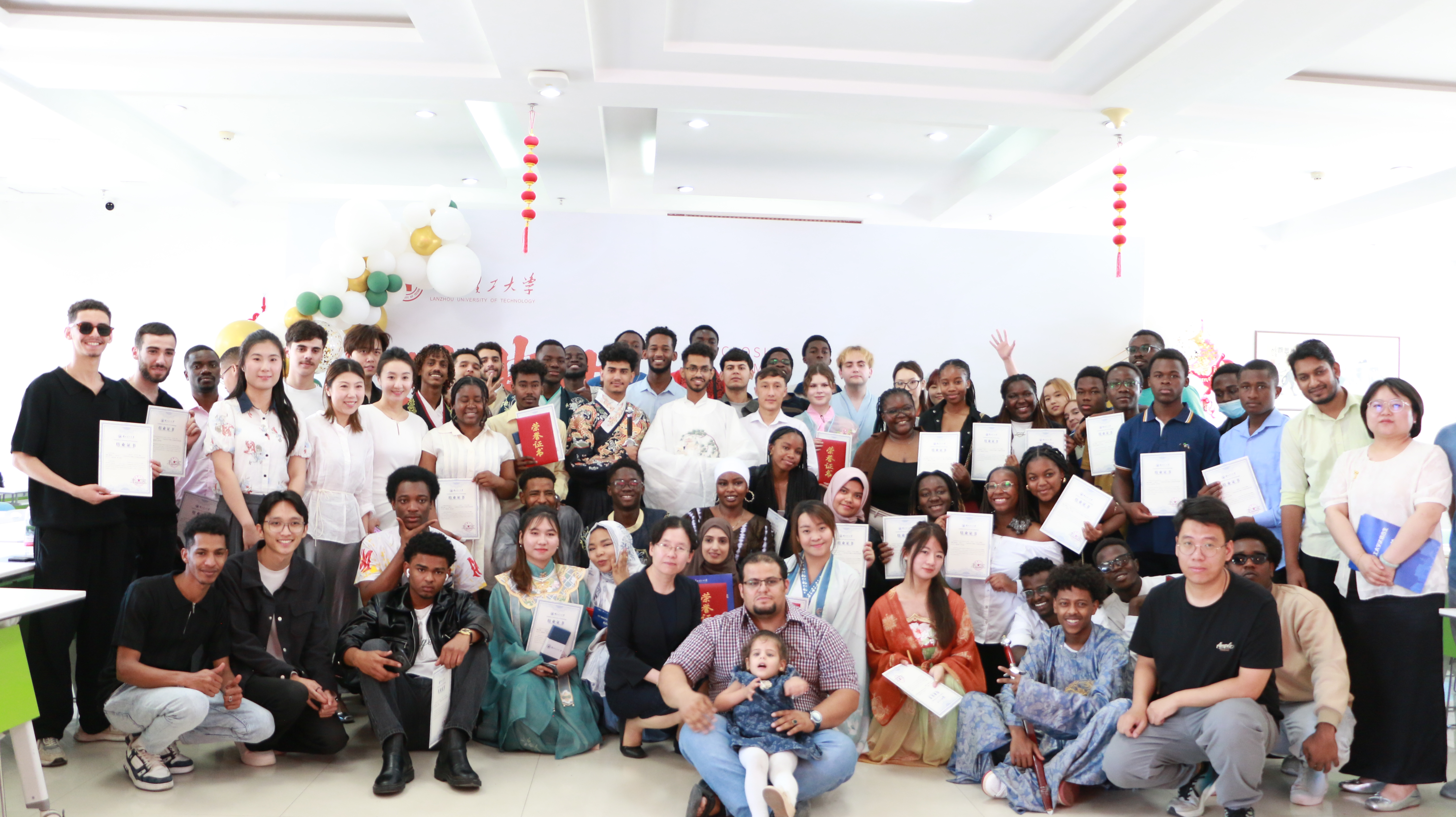 2025届汉语语言生结业典礼暨旅蒙华侨友谊中学汉语研修项目结营典礼圆满举行