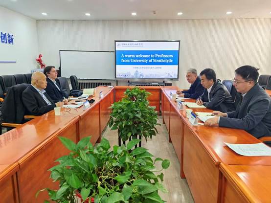 英国思克莱德大学教师来我校访问